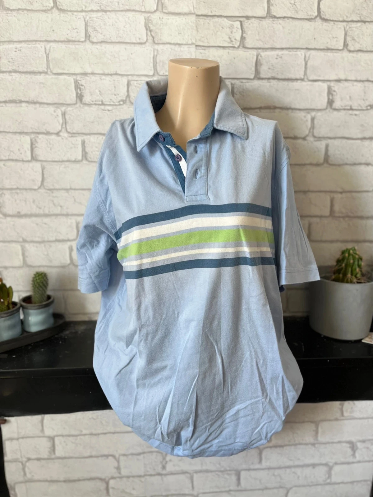 Polo bleu clair rayé – Taille 40 – Burton